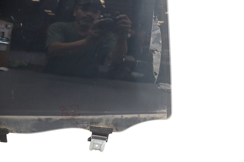 Load image into Gallery viewer, 11-18 Porsche Cayenne Turbo 958 Rear Right Passenger Side Door Window Glass Oem

