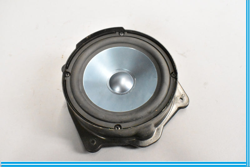 Load image into Gallery viewer, 07-13 Mercedes S550 S600 W221 Rear Left Door Audio Speaker 2218203702 Oem
