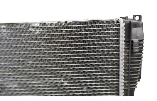 14-21 BMW I01 i3 i3s Engine Water Cooling Radiator Assembly 17117600520 Oem