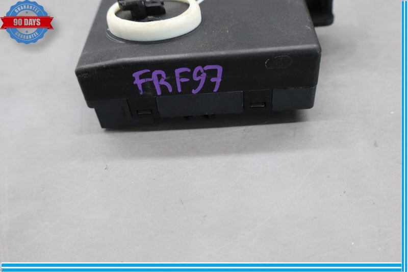 Load image into Gallery viewer, 11-18 Volkswagen VW Touareg Front Right Side Door Control Module Unit Oem
