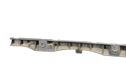 11-17 Volkswagen VW Touareg Rear Center Bumper Mount Support Bracket Black Oem