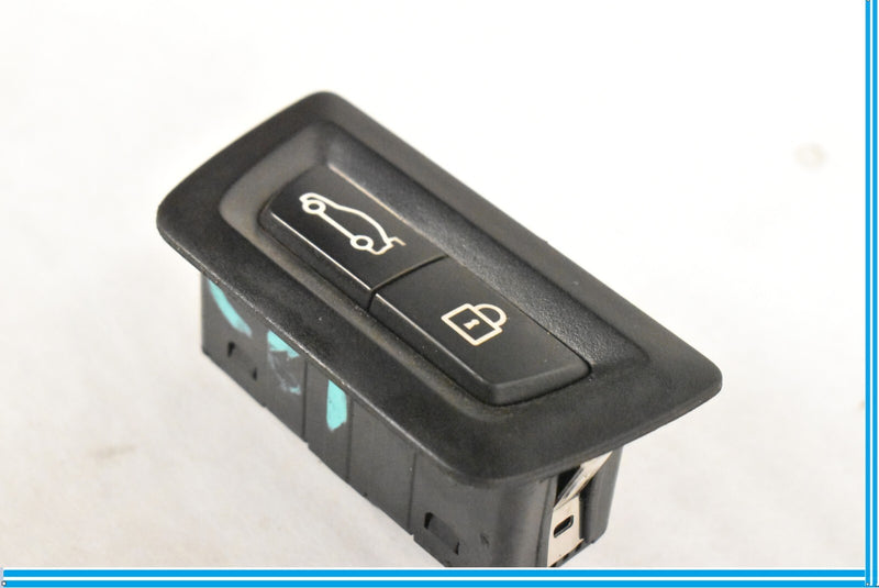 Load image into Gallery viewer, 2012 BMW 750i Rear Tailgate Boot Lid Open Switch Button  oem PART 916264504
