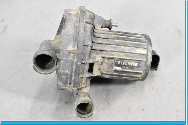 Load image into Gallery viewer, 05-12 Audi A8 Secondary AUX Auxiliary Air Injection Smog Pump Oem
