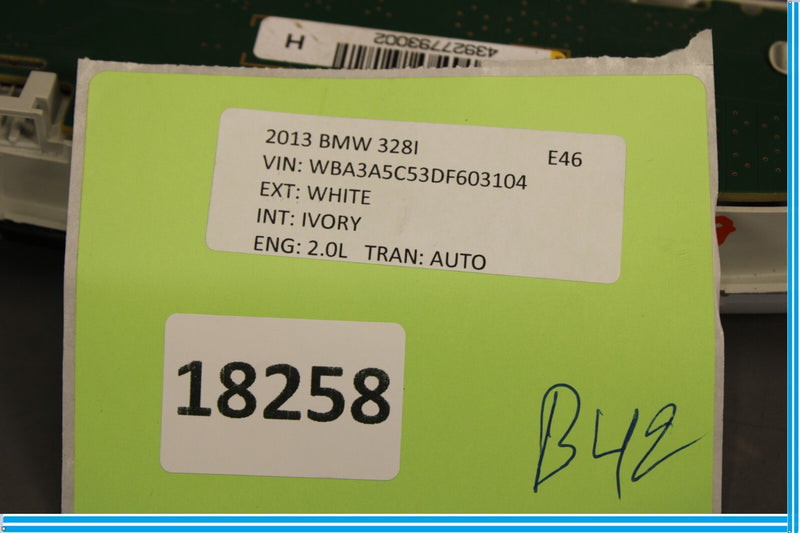 Load image into Gallery viewer, 12-18 BMW 320i 328i F30 Rear Interior Roof Overhead Reading Dome Lamp Oem
