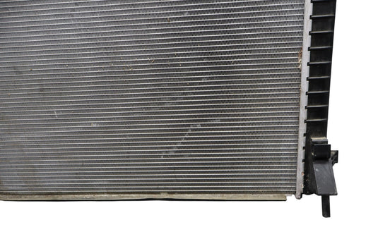 14-22 Maserati Ghibli 3.0L Front Engine Cooling Radiator Assembly 670038340 Oem