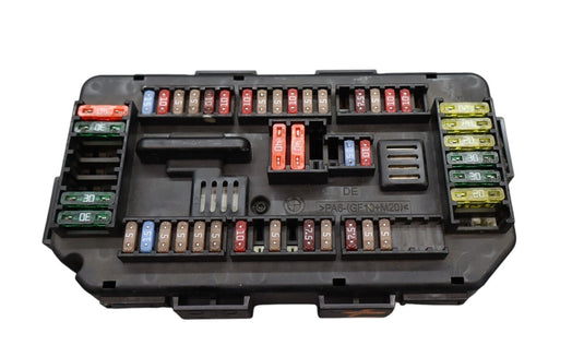 12-15 BMW F30 328i 320i Front Engine Bay Fuse Relay Box Module Unit Oem
