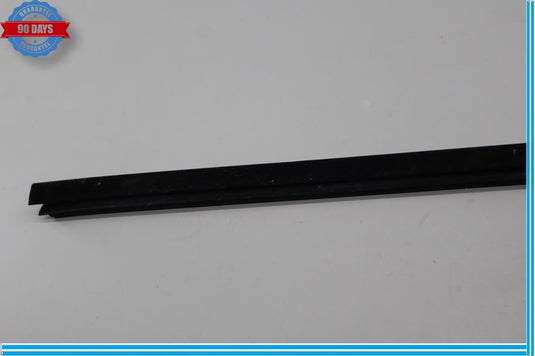 08-14 Mercedes W204 C350 Front Right Side Door Window Glass Rubber Seal Oem