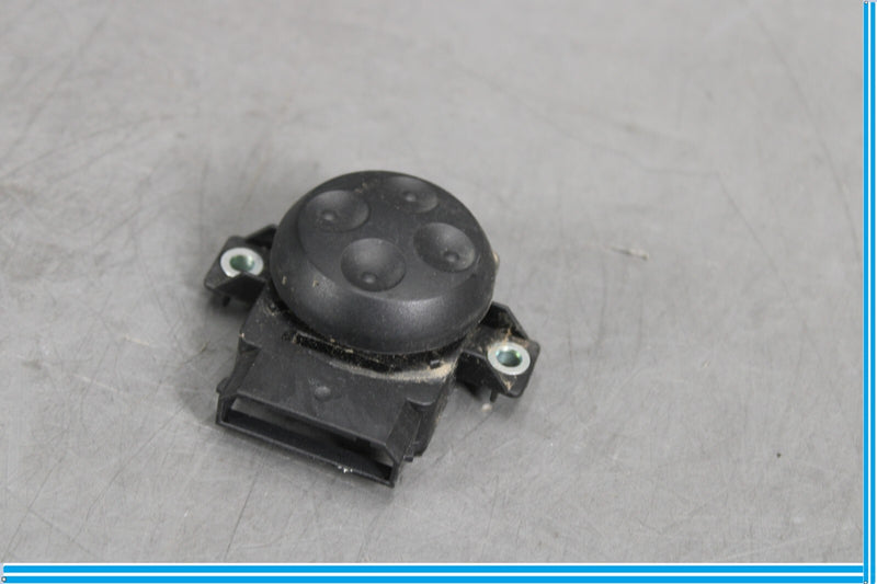 Load image into Gallery viewer, 09-17 Volkswagen VW CC Front Left Driver Side Power Seat Lumbar Switch Oem
