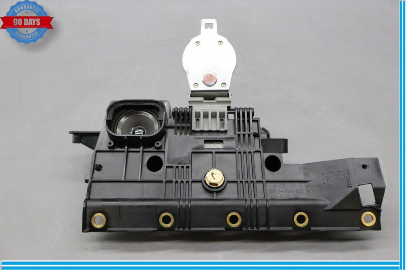 Load image into Gallery viewer, 03-08 Mercedes R230 SL500 Rear Left Side Speaker Luggage Seatbelt Retractor Oem
