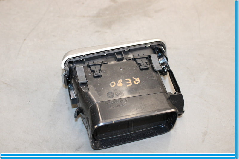 Load image into Gallery viewer, 14-20 Maserati Ghibli Dash Right Passenger Side Outer Ac Air Vent Grille Oem
