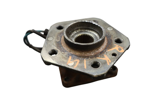 03-08 Maserati Quattroporte M139 Rear Right Side Spindle Knuckle Wheel Hub Oem