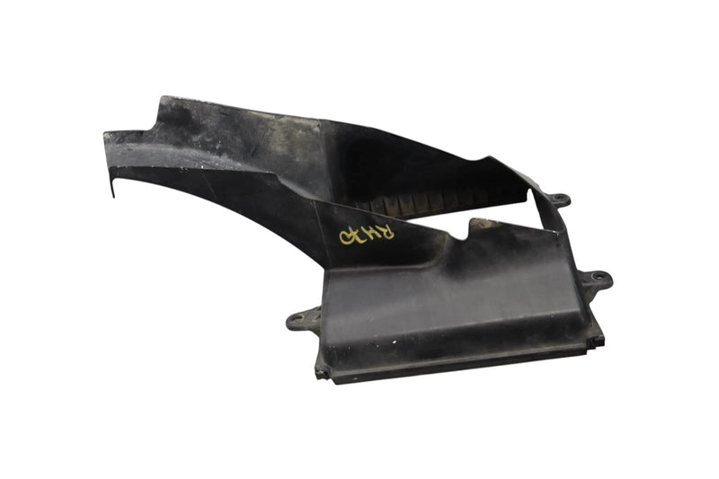 Load image into Gallery viewer, 14-17 Maserati Quattroporte Front Right Side Intercooler Air Duct Shroud Oem
