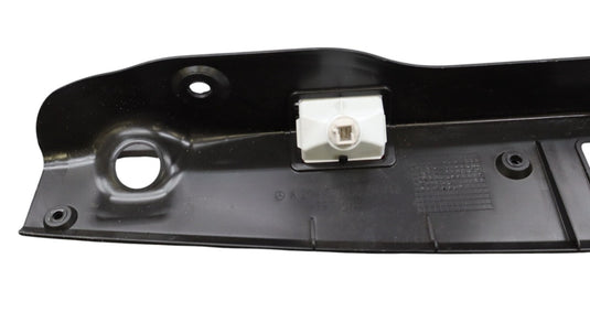 08-14 Mercedes W204 C250 Trunk Lid Tailgate Handle Trim 2047580002 Oem