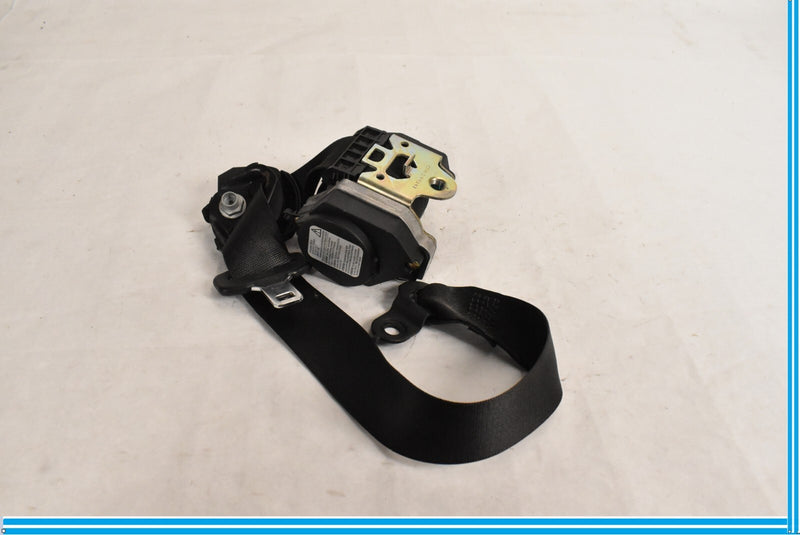 Load image into Gallery viewer, 06-09 Mercedes W164 ML63 AMG Front Left Side Seat Belt Seatbelt Retractor
