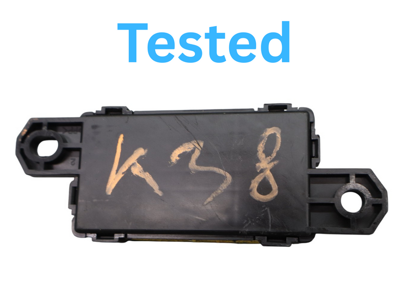Load image into Gallery viewer, 11–16 Hyundai Equus Rear Seat Power Relay Control Module Unit 895973N000 Oem
