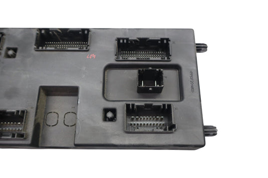 17-20 Jaguar X260 XF XE Body Control Module Junction Fuse Relay Box Oem