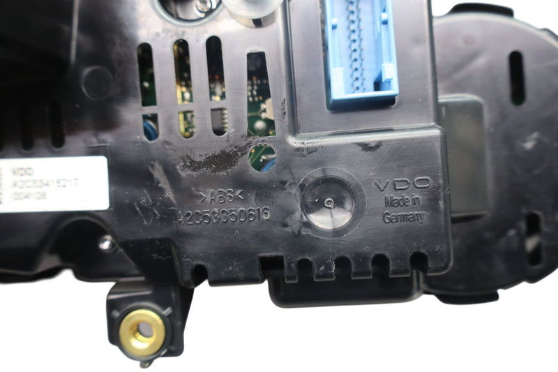 Load image into Gallery viewer, 11-12 Porsche Cayenne 958 Speedometer Instrument Custer Gauge 7P5920900S Oem
