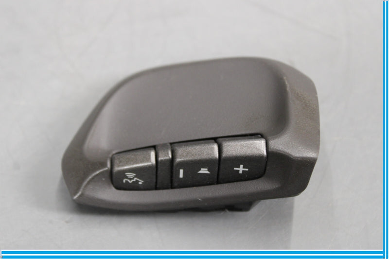 Load image into Gallery viewer, 07-12 Lexus LS460 XF40 Steering Wheel Radio Volume Voice Control Switch Oem
