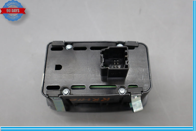 Load image into Gallery viewer, 14-17 Maserati Ghibli Rear Right Side Window Door Control Switch Oem
