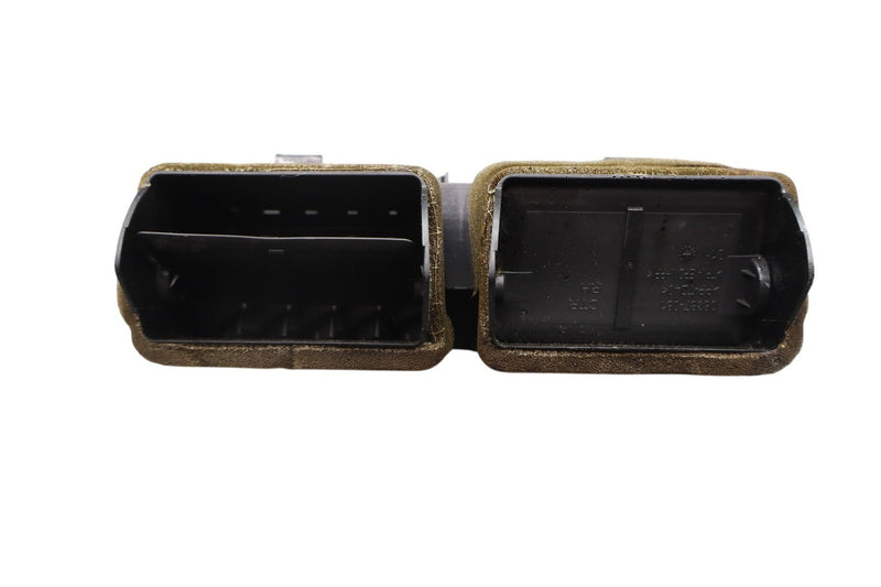 Load image into Gallery viewer, 12-19 LR Range Rover Evoque L538 Front Center AC Air Vent Grille Bezel Oem
