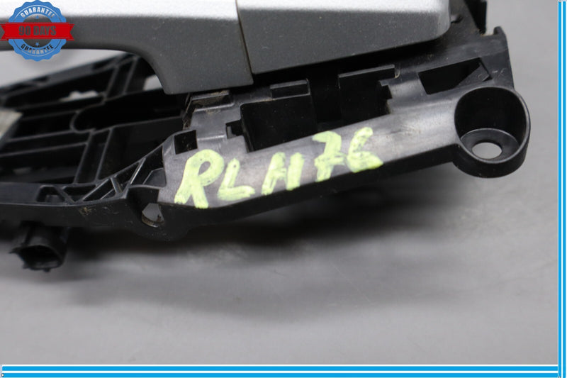 Load image into Gallery viewer, 10-18 Buick Lacrosse CXL Rear Left Driver Side Exterior Door Handle Oem
