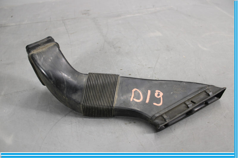Load image into Gallery viewer, 06-10 Bentley Continental Engine Air Intake Left Upper Duct Tube 3W0129617 Oem
