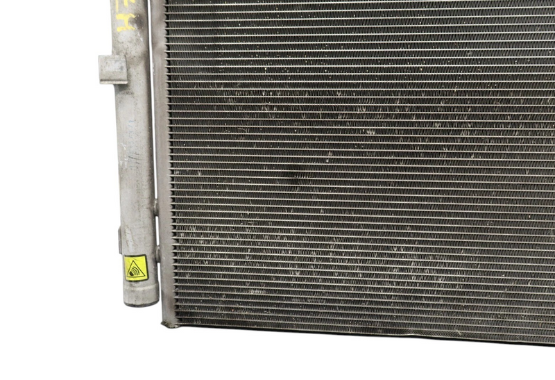 Load image into Gallery viewer, 14-22 Maserati Quattroporte M156 Ghibli M157 AC Air  Condenser Cooler Black Oem
