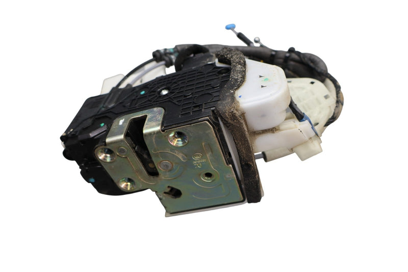 Load image into Gallery viewer, 15-20 Hyundai Genesis G80 Front Right Side Door Lock Latch Actuator Motor Oem
