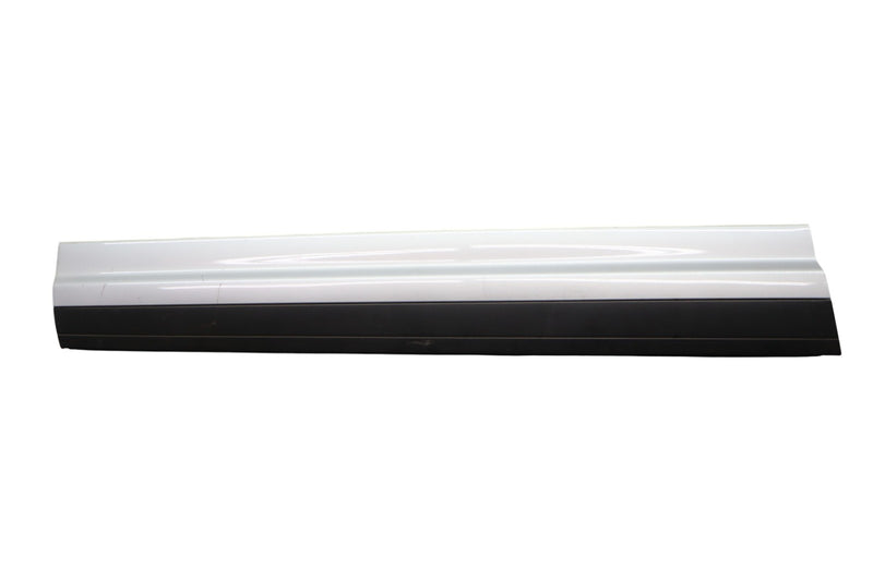 Load image into Gallery viewer, 11-18 Porsche Cayenne 958 Front Left Driver Side Lower Door Molding Blade Oem
