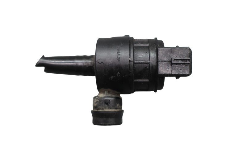 Load image into Gallery viewer, 09-15 BMW 750i 750Li xDrive Front Engine Fuel Tank Vent Valve 7619297 Oem
