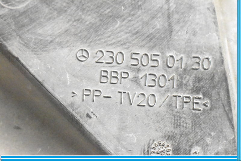 Load image into Gallery viewer, MERCEDES R230 SL-CLASS PASSENGER/RIGHT FRONT RADIATOR CORE SUPPORT AIR DUCT
