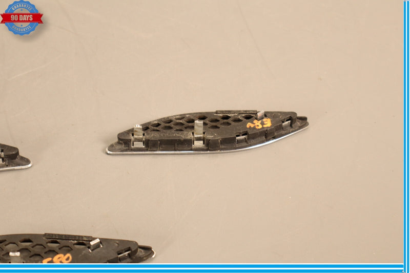 Load image into Gallery viewer, 14-17 Maserati Ghibli Right Or Left Side Lateral Air Outlet Vent Oem
