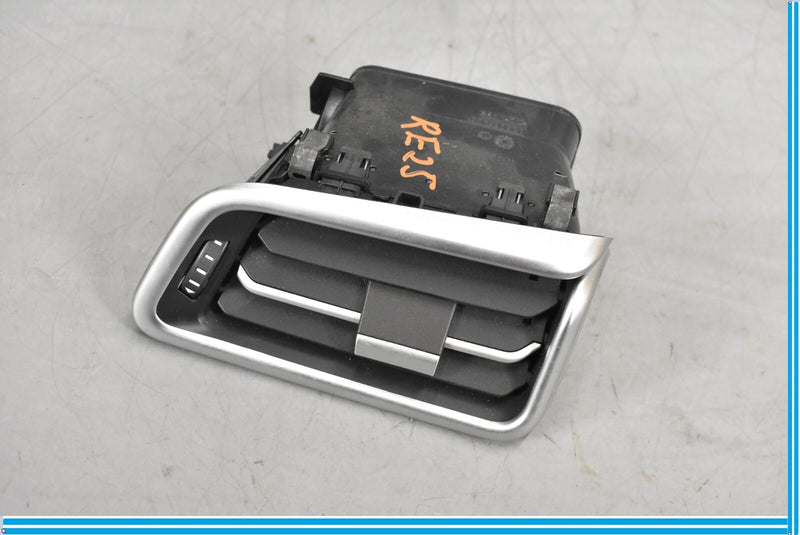 Load image into Gallery viewer, 14-17 Maserati Ghibli Front Right Passenger Side Dash Air Vent Grille Oem
