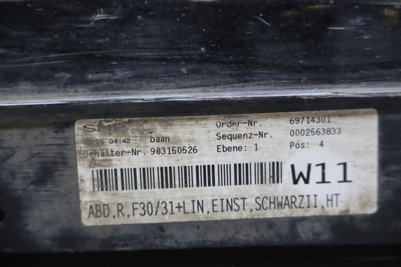 Load image into Gallery viewer, 12-18 BMW 328i Active Hybrid 3 Right Side Rocker Skirt Cover Molding Oem Damaged
