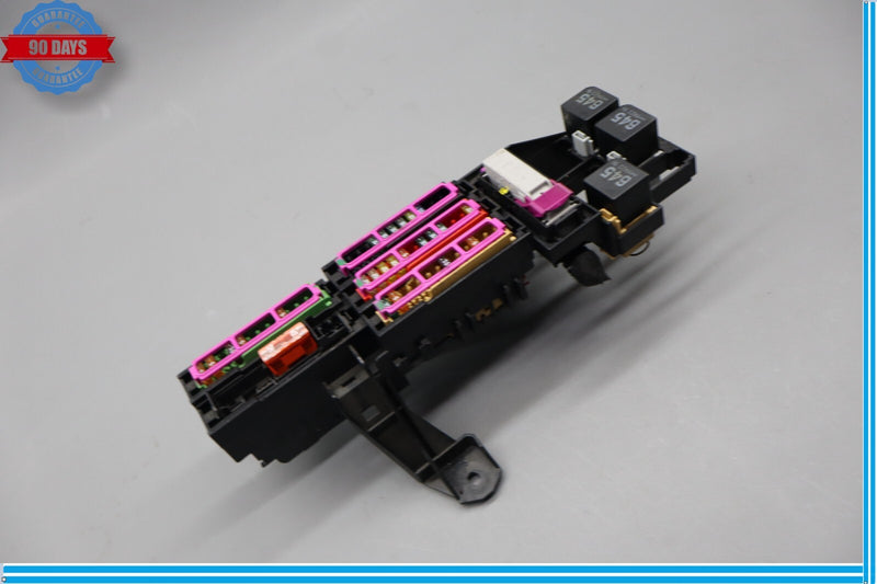 Load image into Gallery viewer, 12-18 Audi A7 A7 Quattro S6 Rear Trunk Engine Fuse Box Rely Junction Fusebox Oem
