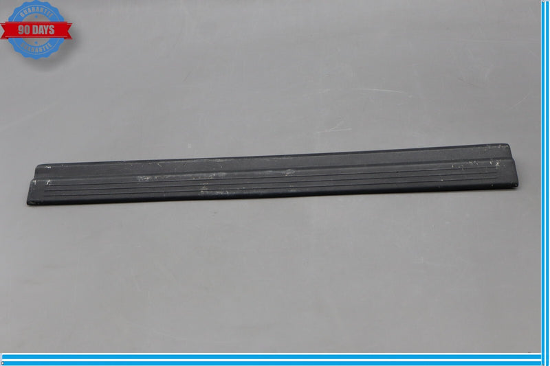 Load image into Gallery viewer, 10-18 Mercedes CLS400 E350 Front Right Door Sill Scuff Plate Trim Cover Oem
