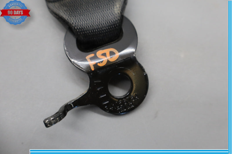 Load image into Gallery viewer, 09-15 BMW 750Li F01 F02 Rear Center Middle Seat Belt Seatbelt Buckle Black Oem
