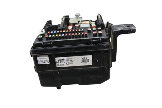 2015 Hyundai Genesis Fuse Box Relay Control Module Unit 1898009001 OEM