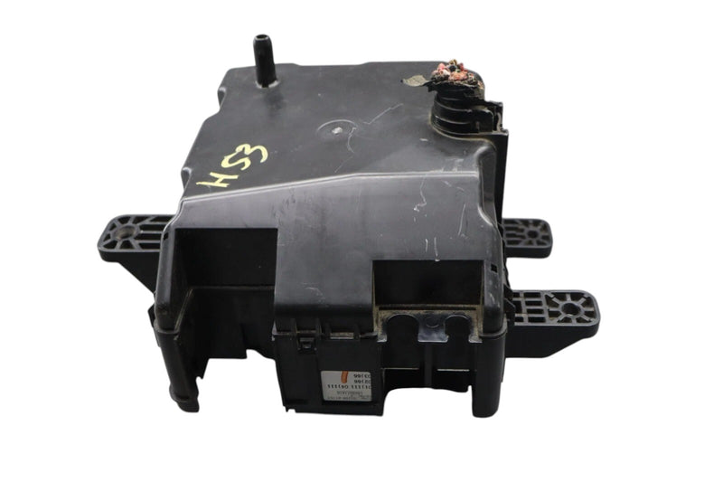 Load image into Gallery viewer, 2015 Hyundai Genesis Fuse Box Relay Control Module Unit 1898009001 OEM
