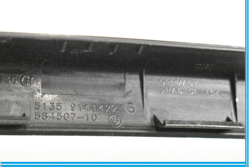 Load image into Gallery viewer, 09-15 BMW 750i 750Li F01 F02 Rear Right Door Window Molding Trim Cover Oem
