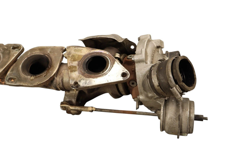 Load image into Gallery viewer, 12-18 Mercedes CLS550 E350 Right Side Turbocharger Turbo Charger Manifold Oem
