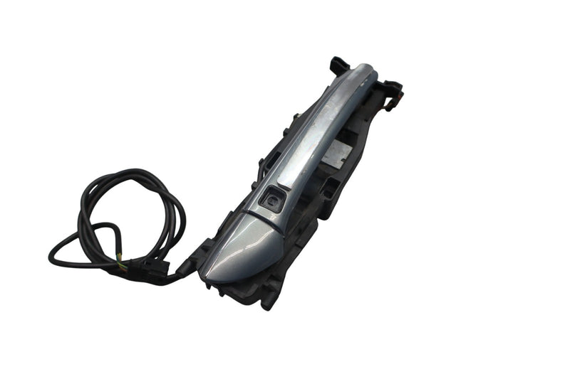 Load image into Gallery viewer, 06-11 Mercedes CLS550 CLS500 Front Right Side Exterior Door Handle Oem
