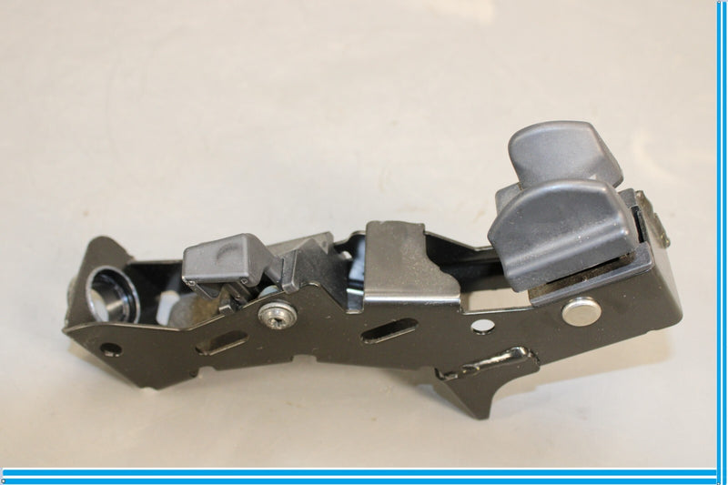 Load image into Gallery viewer, 07-13 BMW 335i 328i Right Passenger Side Convertible Hardtop Bracket Oem
