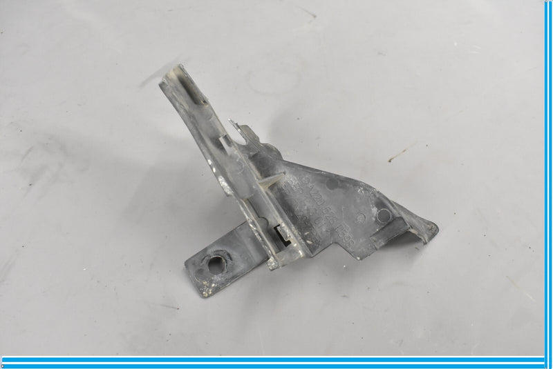Load image into Gallery viewer, 00-06 Mercedes S500 S600 W220 Front Right Side Radiator Core Support Baffle Oem
