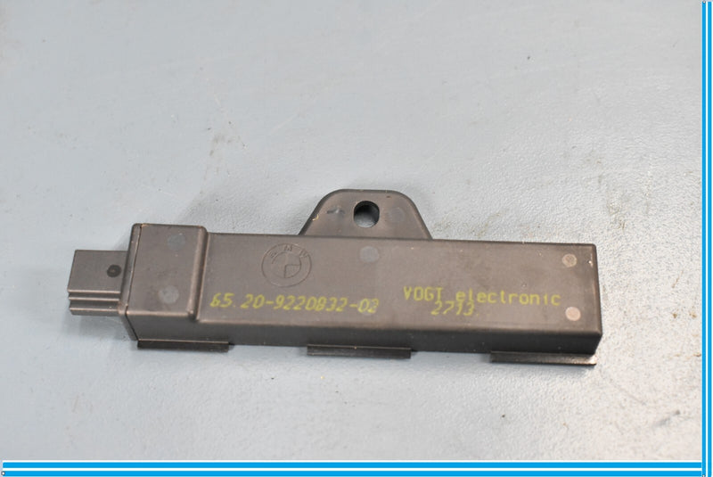 Load image into Gallery viewer, 12-18 BMW F12 F13 640i 650i Interior Bootlid Radio Antenna Amplifier Oem
