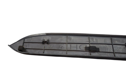 15-20 Hyundai Genesis Front Right Side Fender Seal Trim Ledge Cover Oem