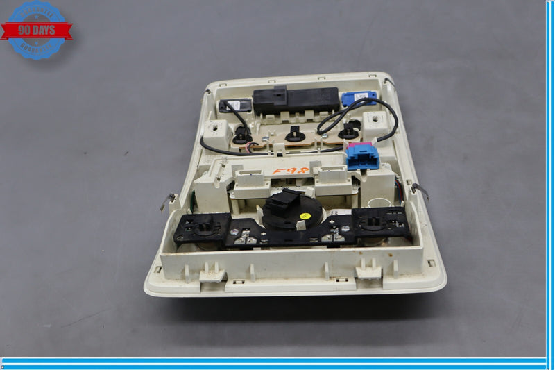 Load image into Gallery viewer, 11-14 Volkswagen VW Touareg Front Overhead Central Console Dome Light Oem
