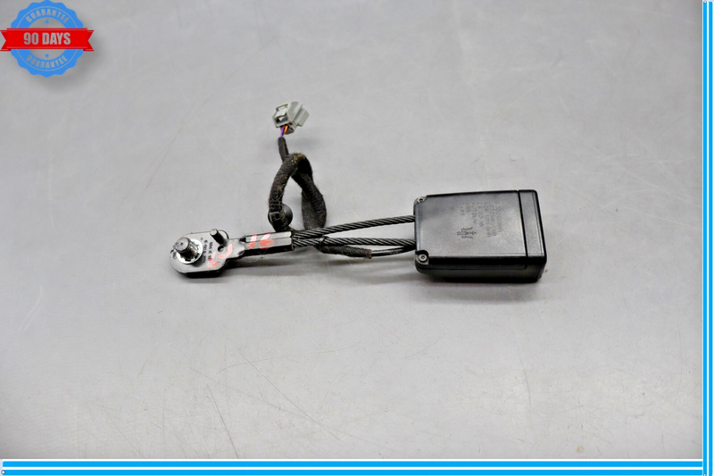 Load image into Gallery viewer, 14-22 Maserati Ghibli S Quattroporte Front Left Driver Side Seat Belt Buckle Oem
