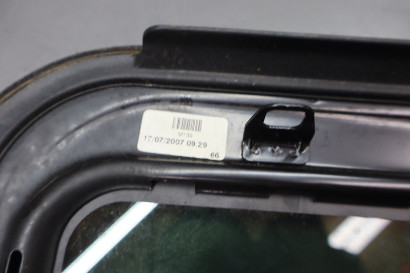 Load image into Gallery viewer, 03-13 Maserati Quattroporte S GT S M139 Sunroof Sun Roof Glass Oem
