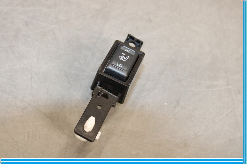 Load image into Gallery viewer, 11-17 Infiniti QX56 QX80 Front Or Rear Heated Seat Control Switch Button Oem
